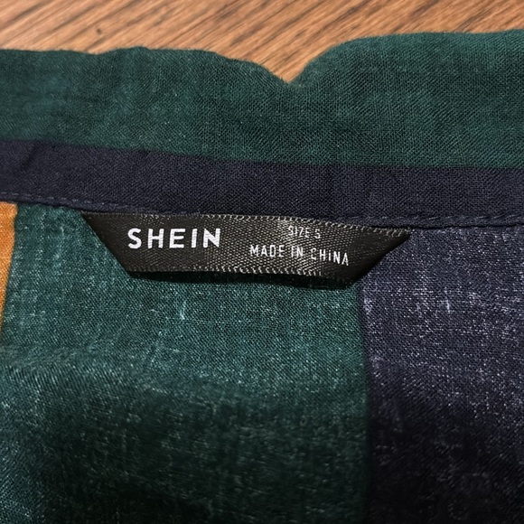 4 Short Sleeved Button Down Shirts - Men’s summer shirts - Picture 9 of 9